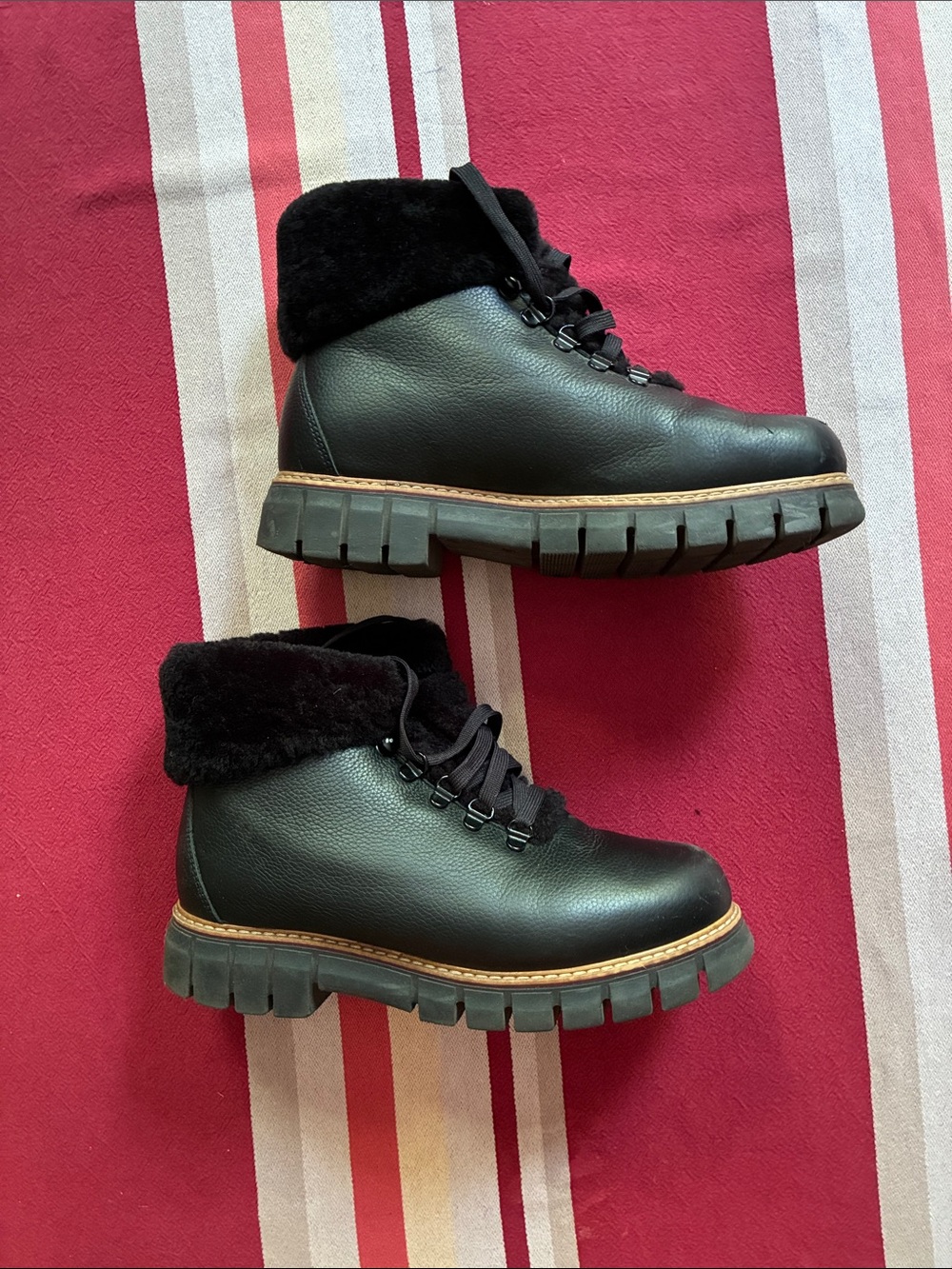 Oscar Sport | Black Leather with Lug Sol and Fur lining Size 8